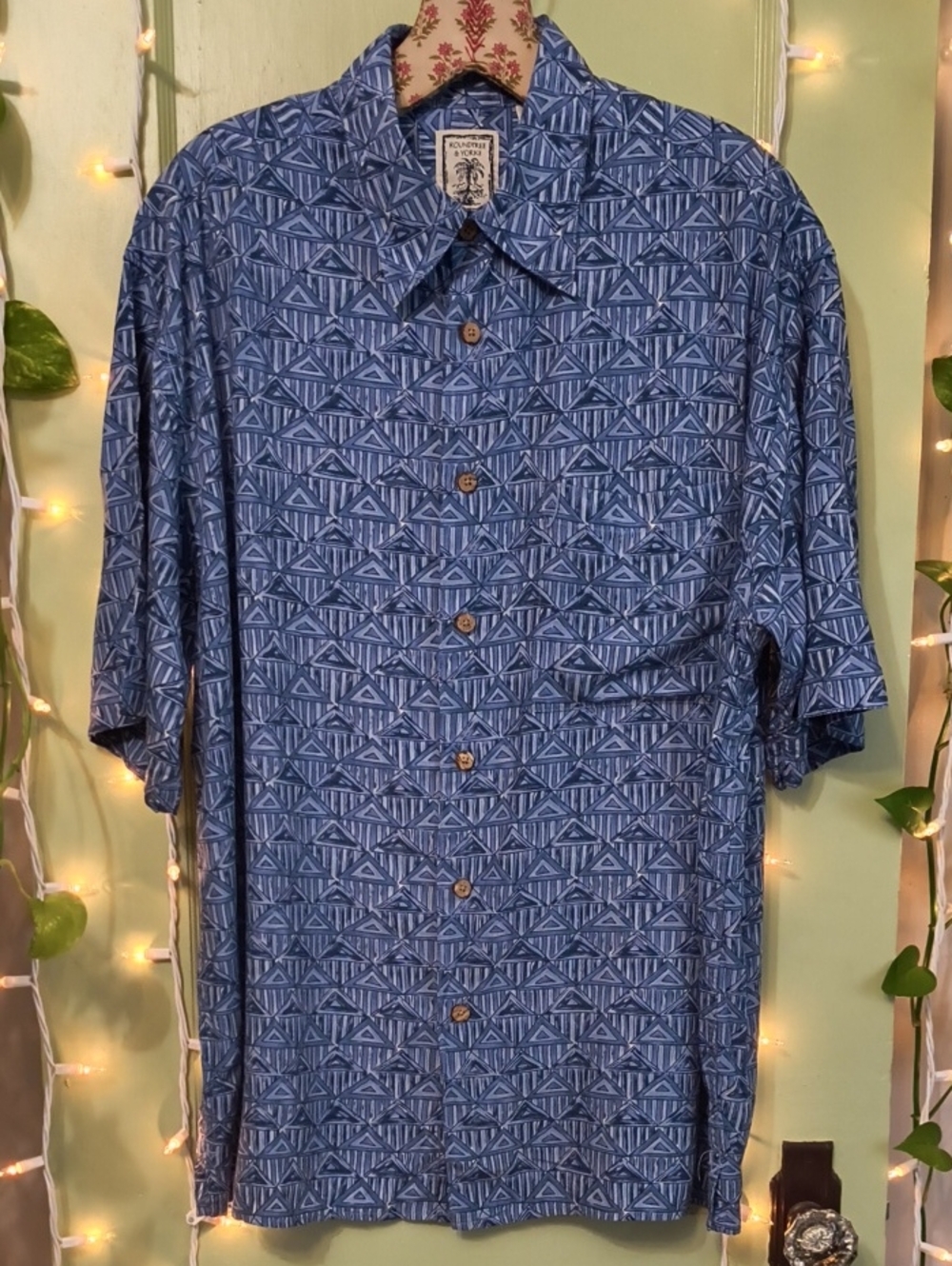 Men's Roundtree & Yorke Blue Short sleeve Lightweight Button Up Shirt M